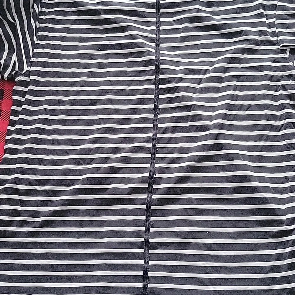 Lululemon All Yours Tshirt Vitasea - Picture 3 of 6